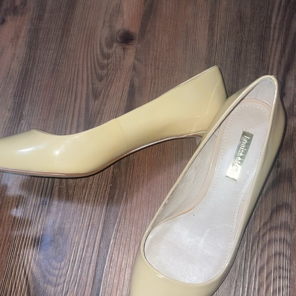 LOUISE et CIE Jacoba Kitten Heel Pump Light Beige Patent Womens,6/36!CUTE - Picture 8 of 8